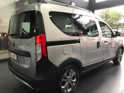Renault Kangoo Ii 1.6 Sce Stepway 2026
