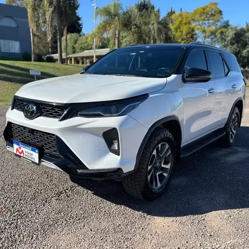 Toyota SW4 HILUX SW4 4X4 SRX 2.8 TDI 6 AT 7A 2023