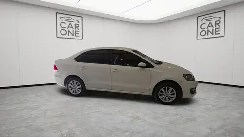 Volkswagen Polo 1.6 COMFORTLINE 4P L15 2016