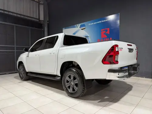 Toyota Hilux Pick-Up 2.8 Cd Srv 177cv 4x2 At 2024
