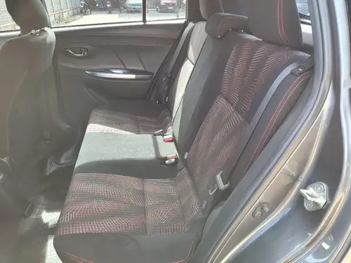 Toyota Yaris 1.5 107cv Cvt 2017