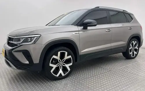 Volkswagen Taos 1.4 250 Tsi Highline Bi Tono Tiptronic 2024