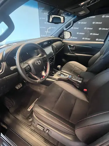 Toyota SW4 2.8 Tdi Gr-s 4x4 7as 6at 2026