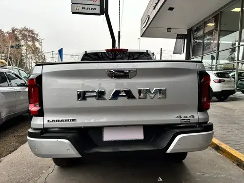 RAM Dakota 2.2Td Laramie 4Wd At8 2026