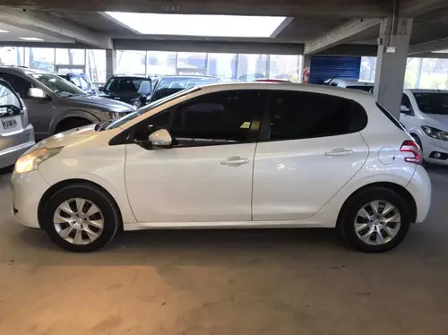 Peugeot 208 1.6 Feline 2020