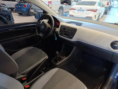Volkswagen Up! 1.0 Move Up! 75cv 3 p 2015