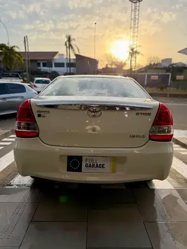 Toyota Etios 1.5 Sedan Xls 2014