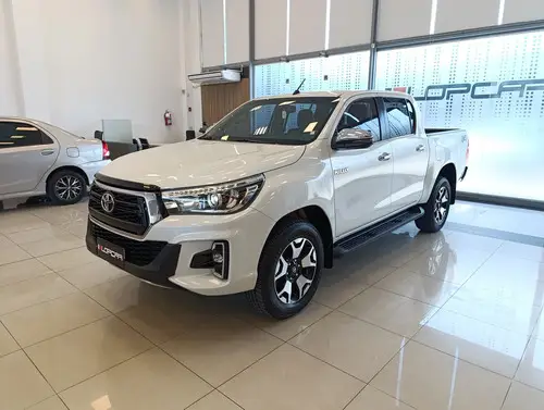 Toyota Hilux Pick-Up 2.8 Cd Srx 177cv 4x4 2019