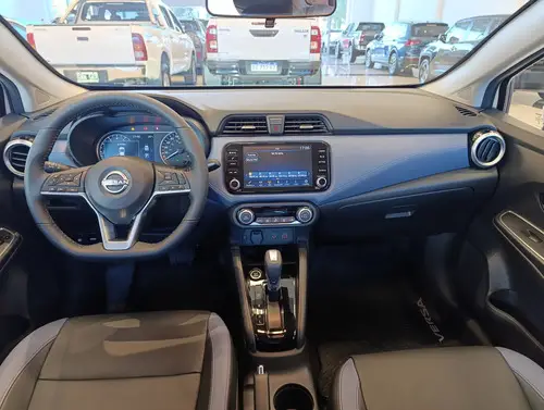 Nissan Versa 1.6 Exclusive Cvt 2026