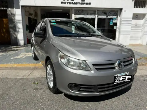 Volkswagen Voyage 1.6 Highline 101cv 2012