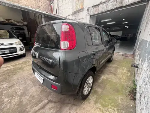 Fiat Uno 1.4 Attractive 2011