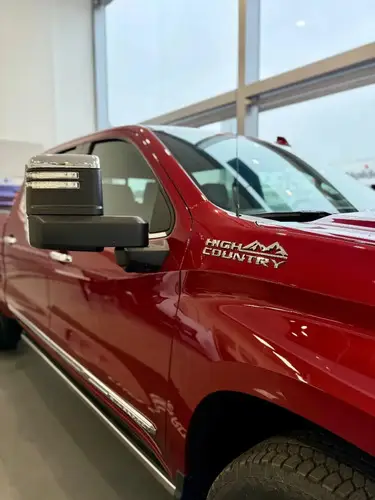 Chevrolet Silverado 5.3 V8 High Country 2026