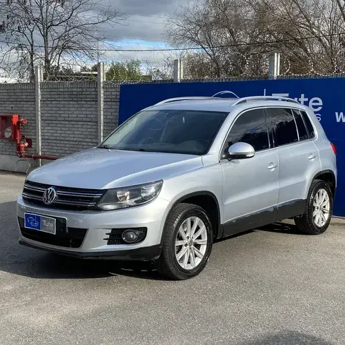 Volkswagen Tiguan 2.0 Elegance Tsi 200cv Tiptronic 2013