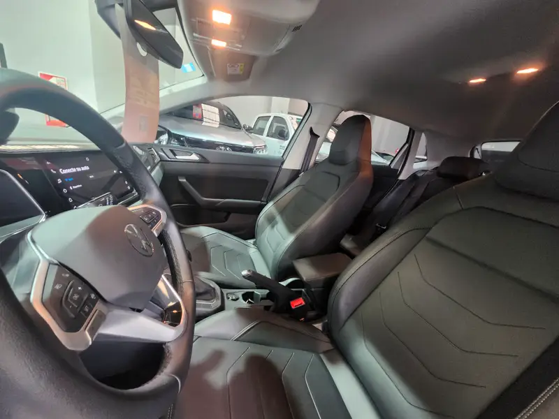 Volkswagen Polo Highline At 2025