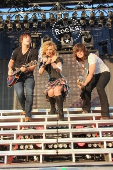 BandPerry140.jpg