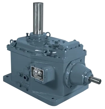 What role does thermal growth play in pump shaft alignment, and how is it accounted for during the alignment process?