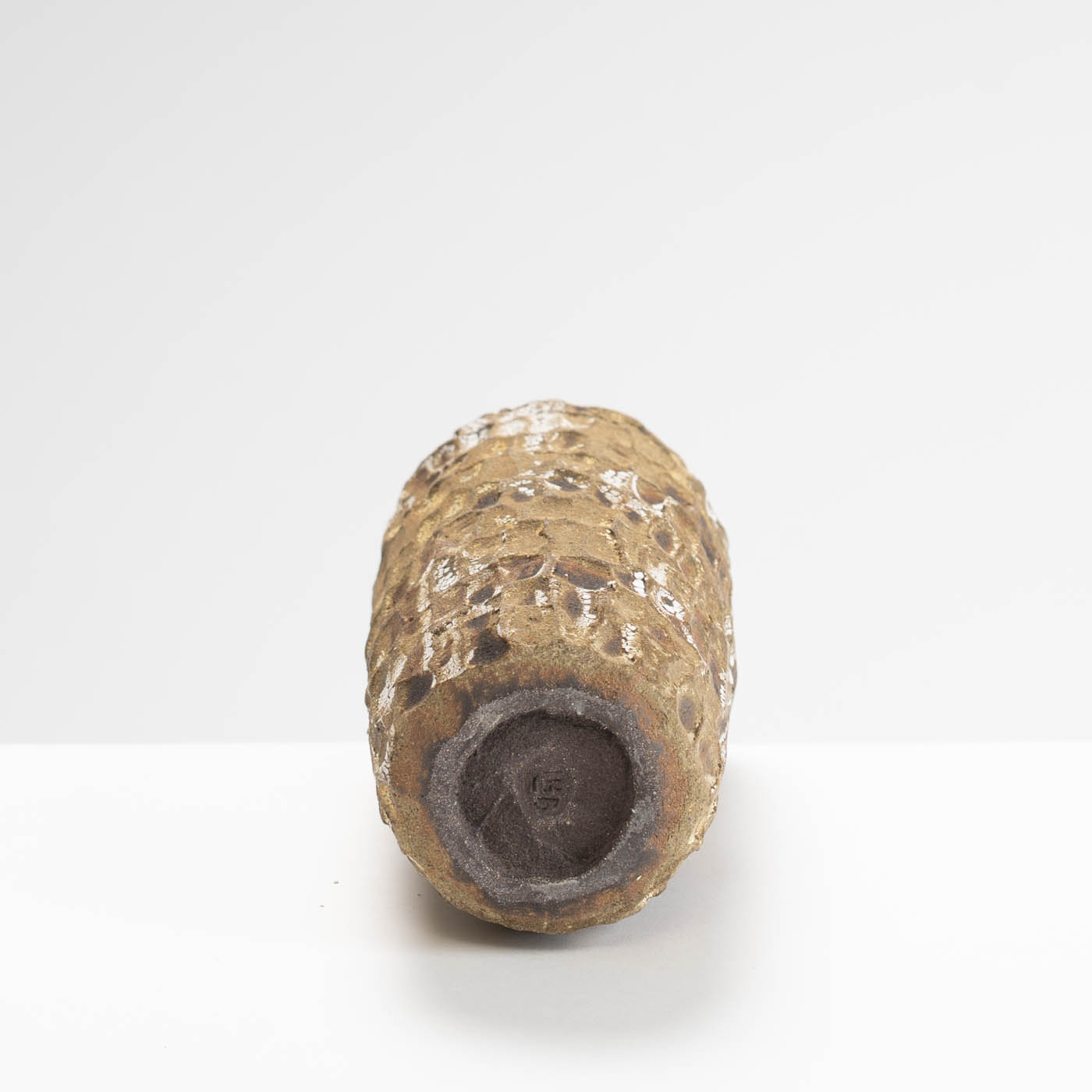 LB556Y67 Bottle Form