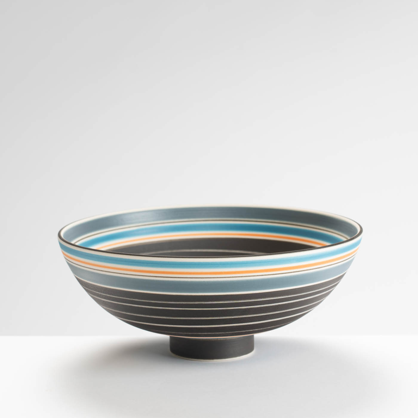 GW524Y197 Footed Bowl