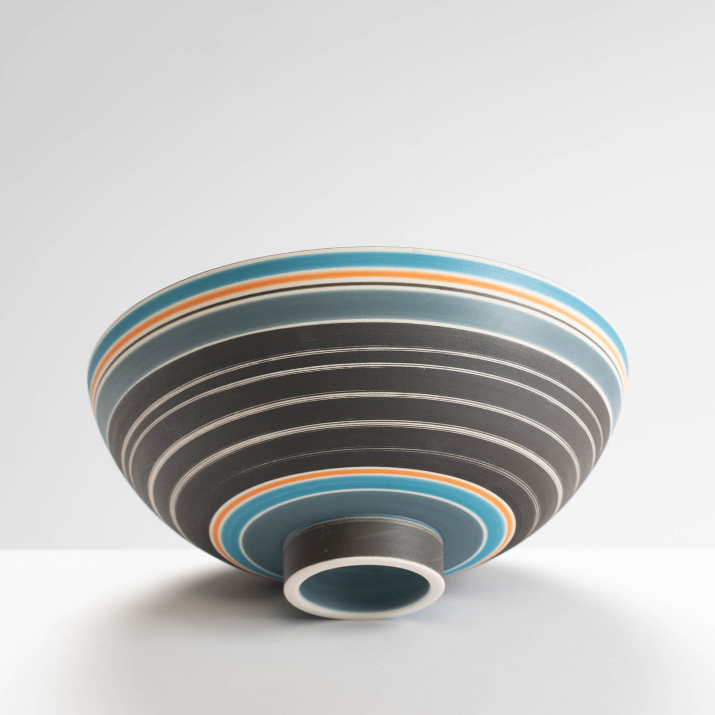 GW524Y197 Footed Bowl