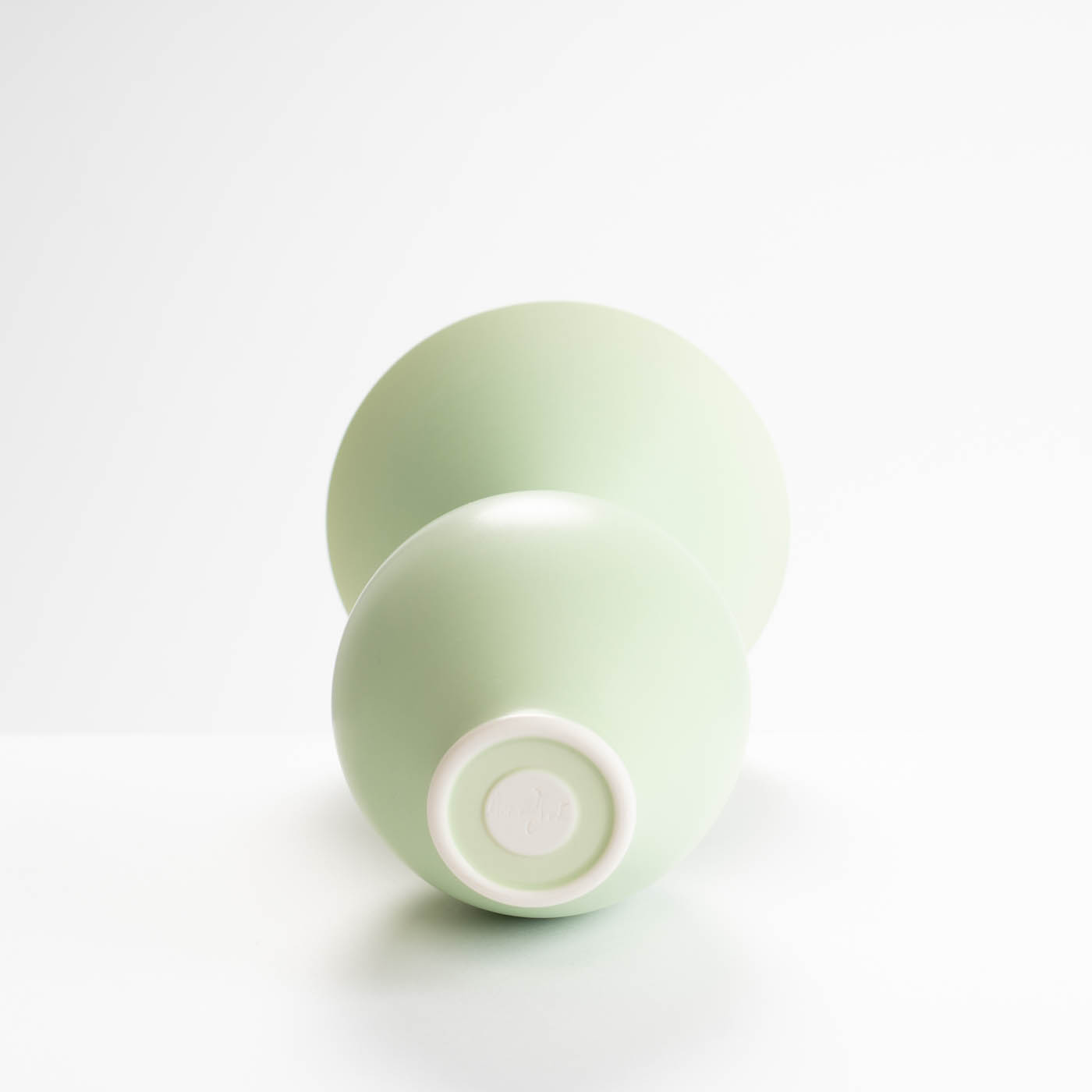 AS278Y94 Pea Green Vase