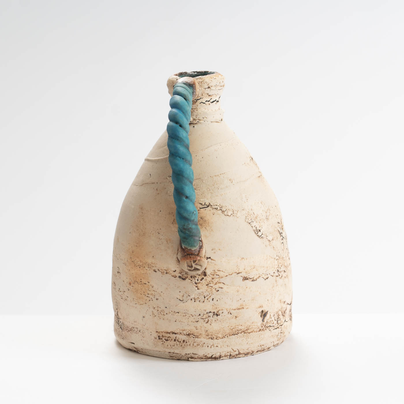 JK375Y288 Large Round Ballclay Vase