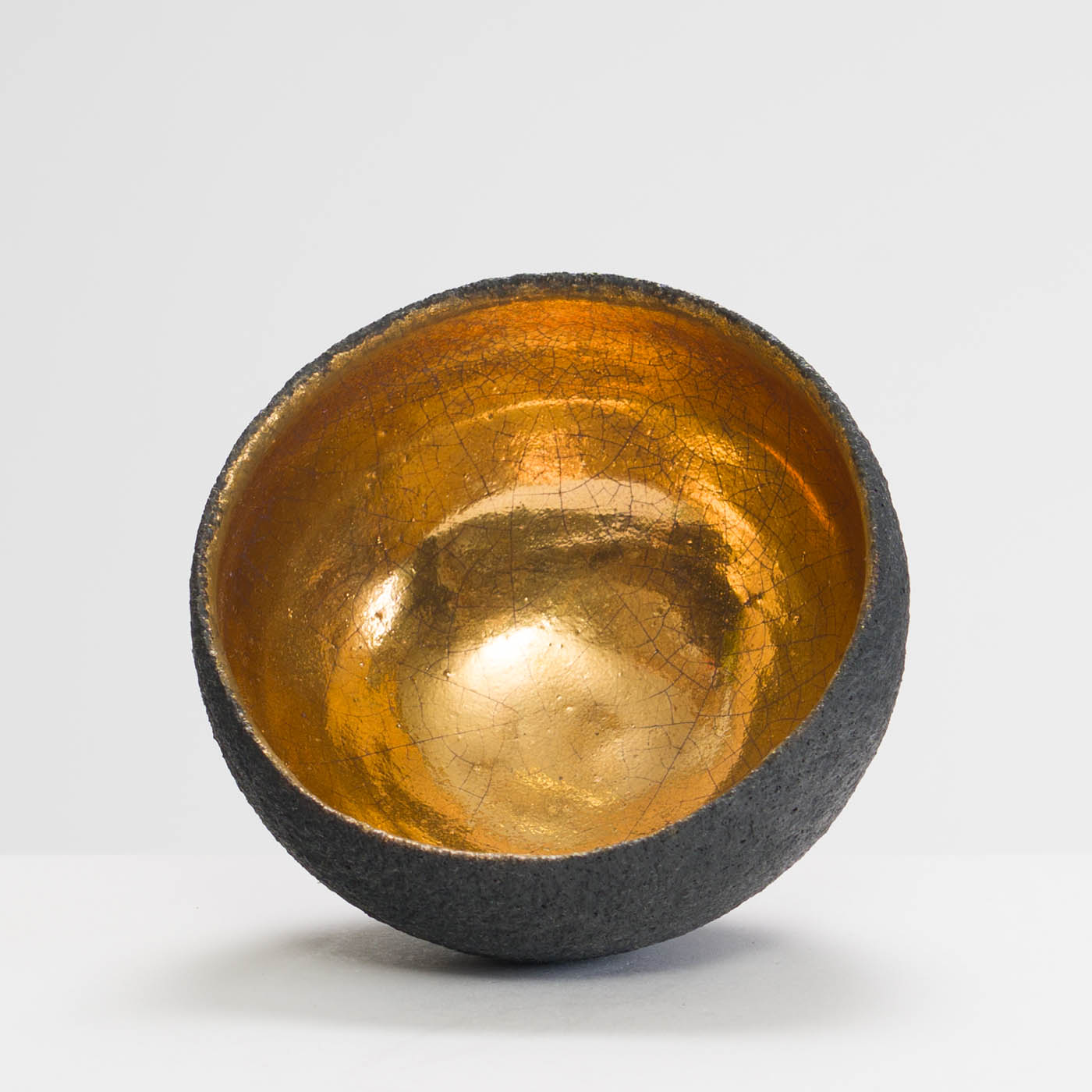 SF209Y959 Black/Gold Bowl Medium