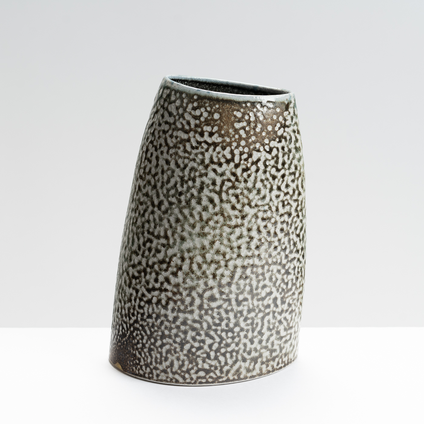 JH57Y325 Blue/Grey Vase