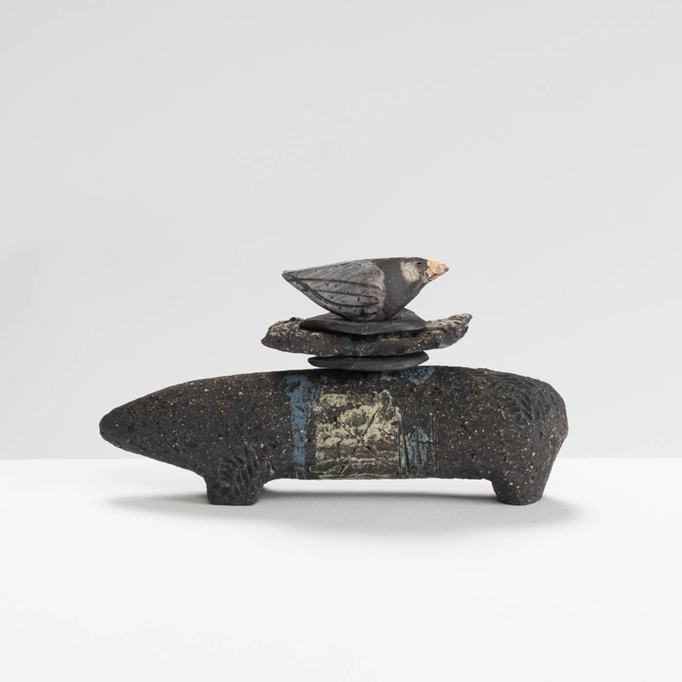 SV569Y3 Dark Small Carrier Beast and Bird