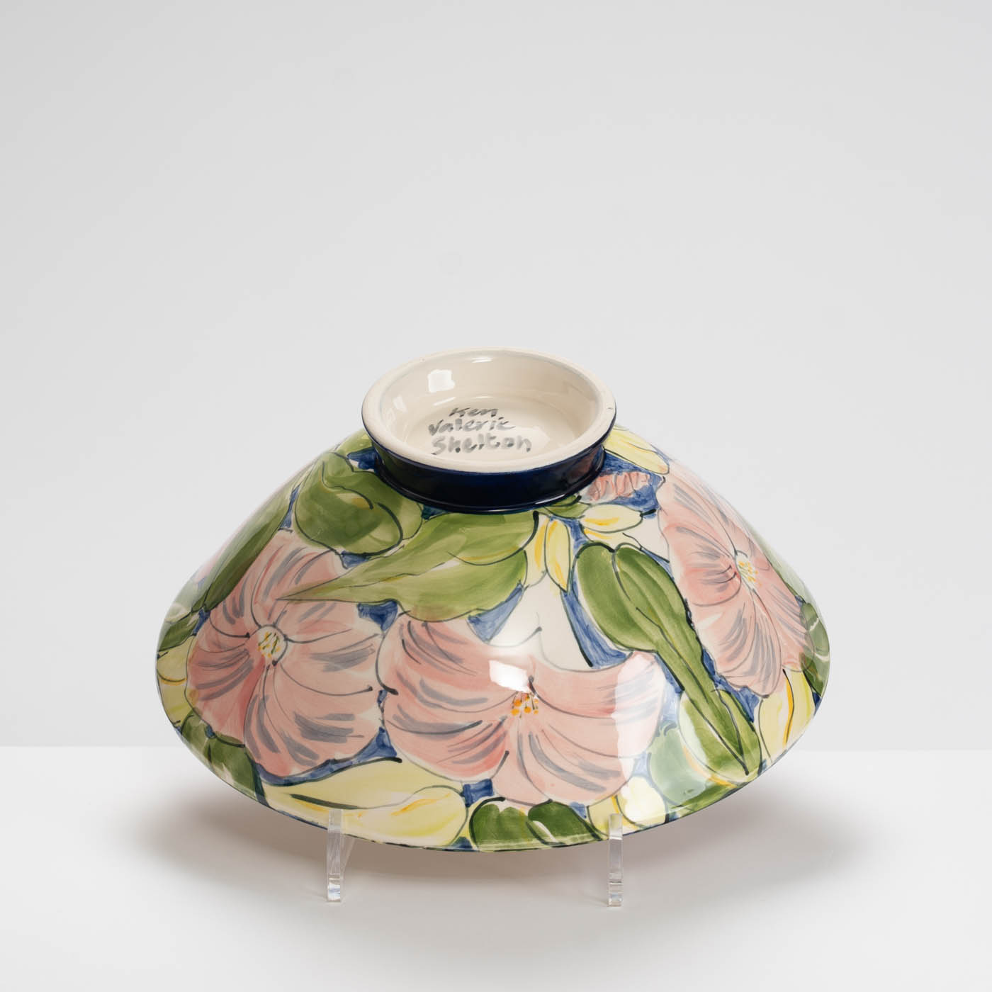 SP426Y94 Pink Lily Bowl