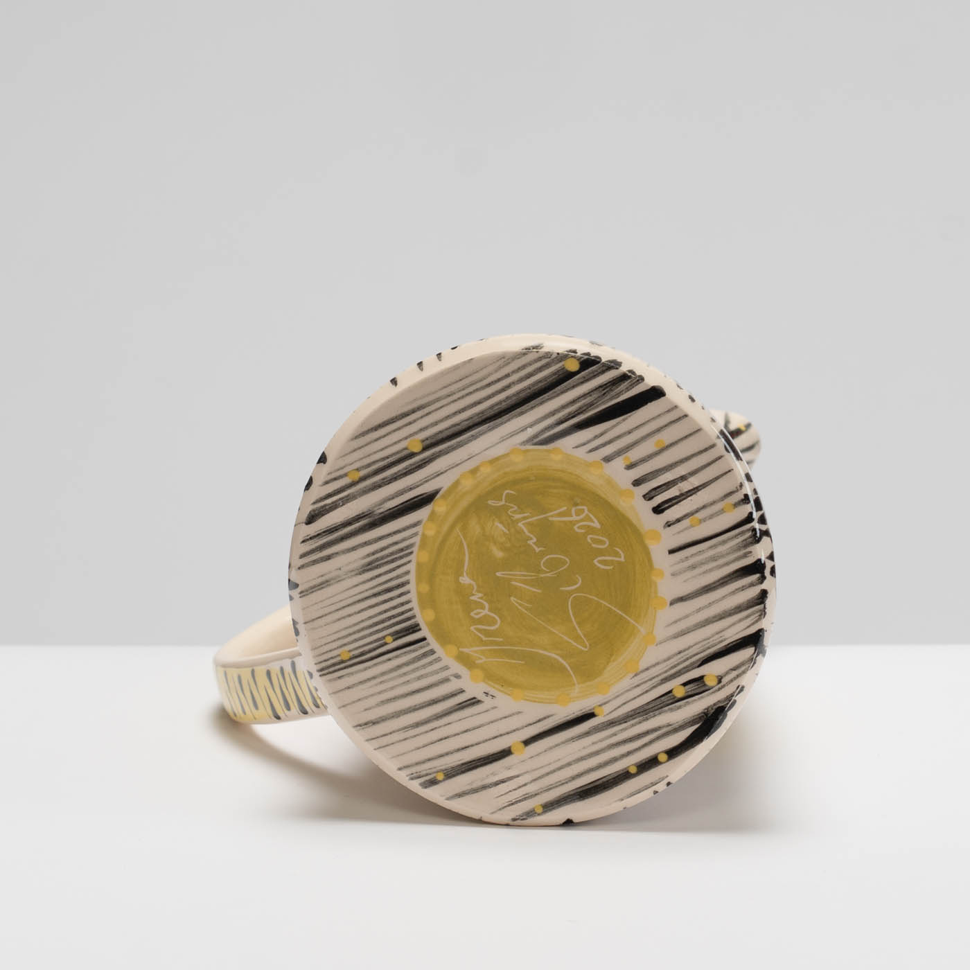 IS453Y424 Med/Small Jug