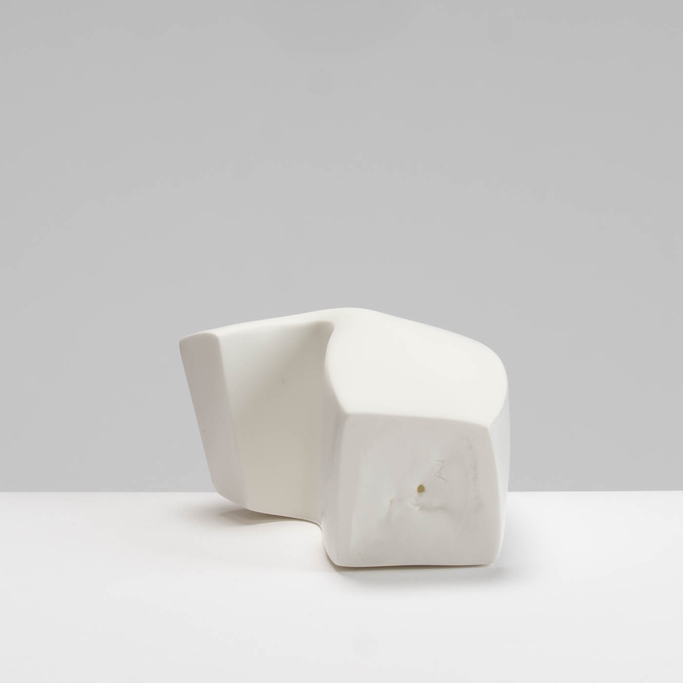 AV580Y13 Small Sculpture