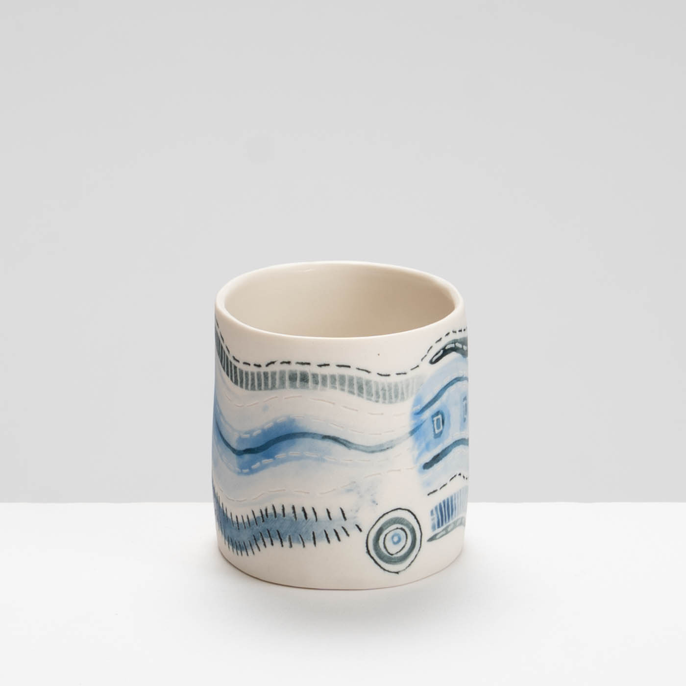 LC142Y357 Oval Vessel with Stitches