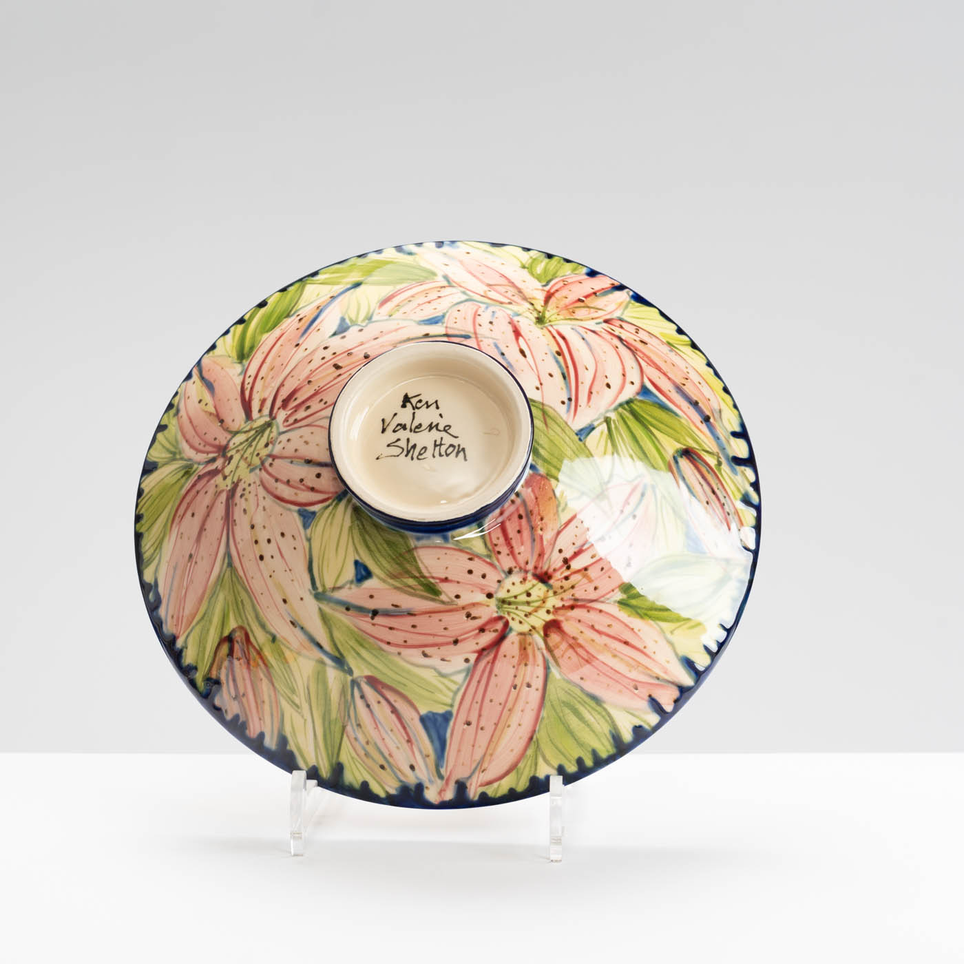 SP426Y110 Pink Lily Bowl