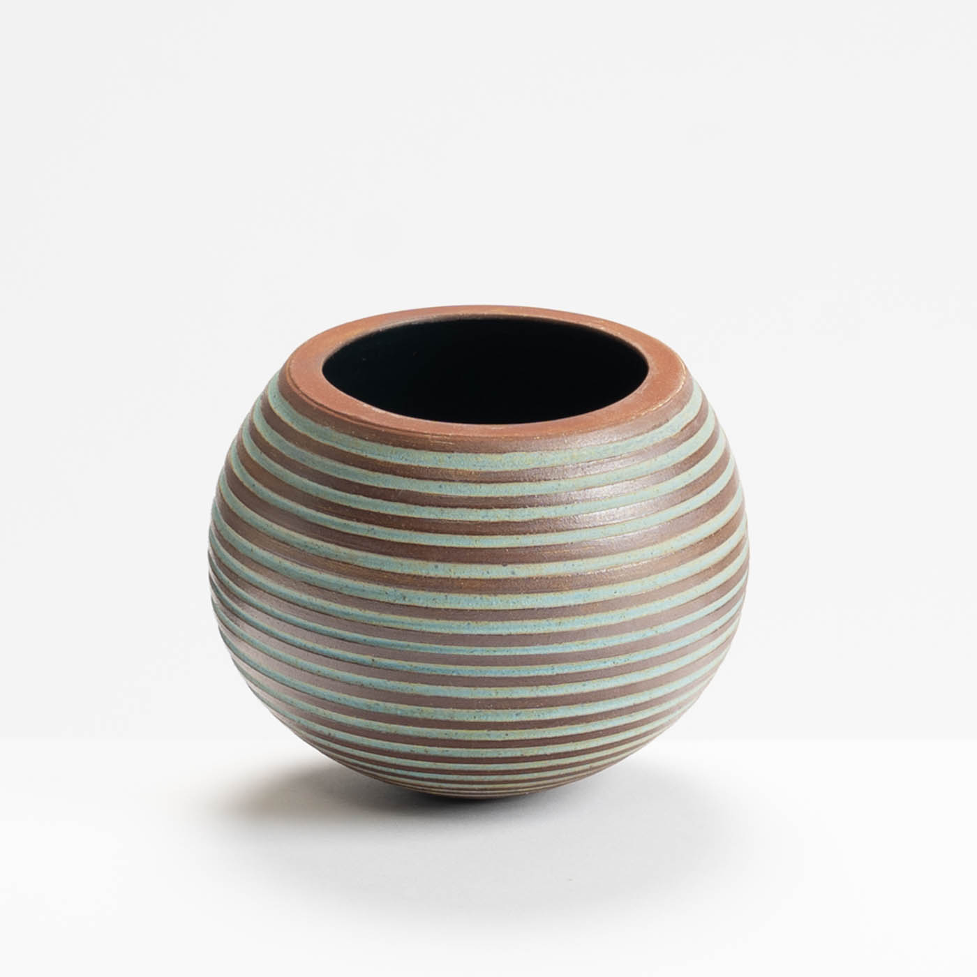 EM183Y955 Mini Wobble Pot