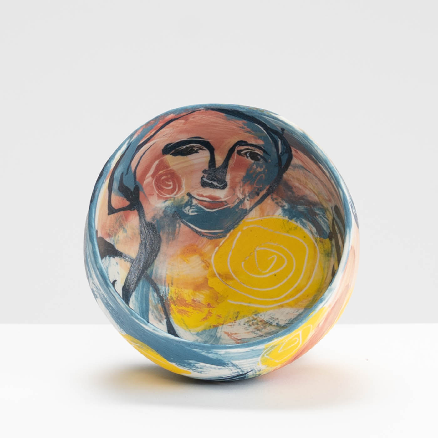 JP271Y210 Hold the Light