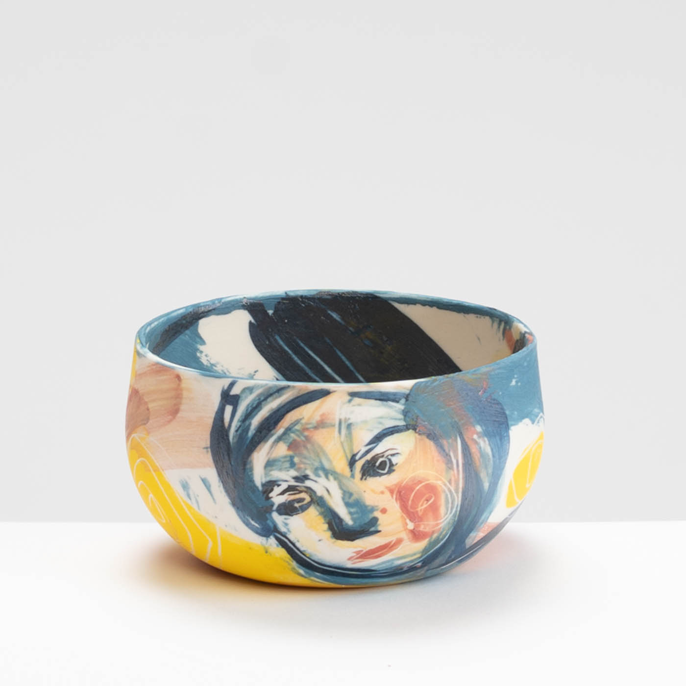 JP271Y210 Hold the Light