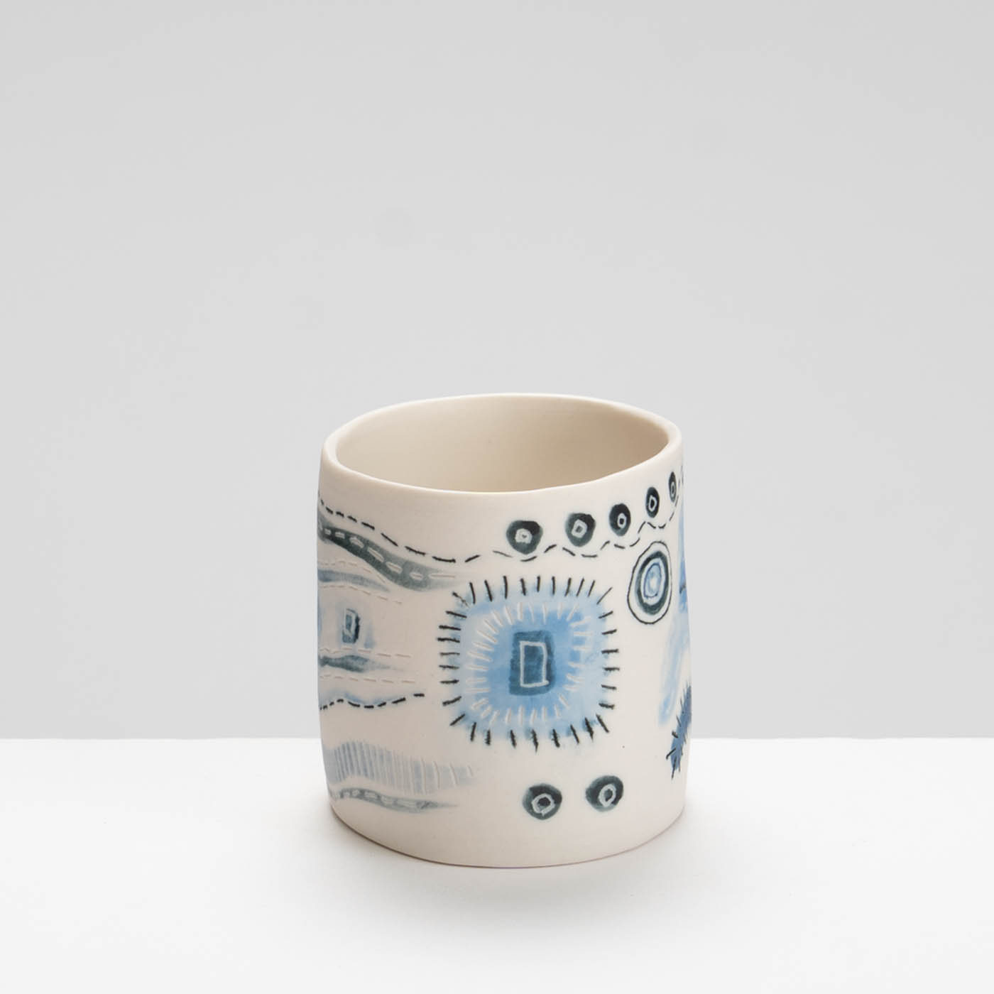 LC142Y357 Oval Vessel with Stitches