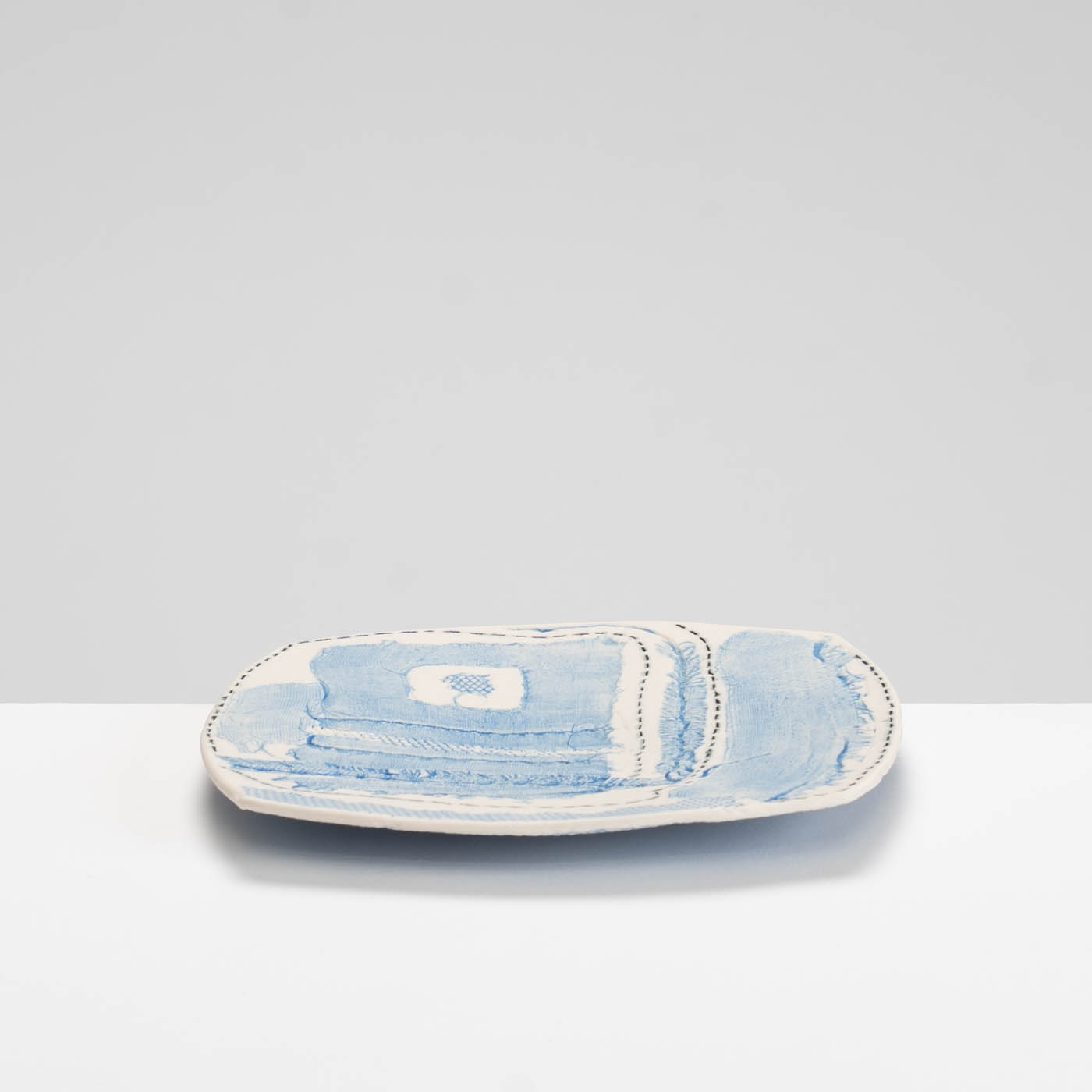 LC142Y356 Square Stitched Plate