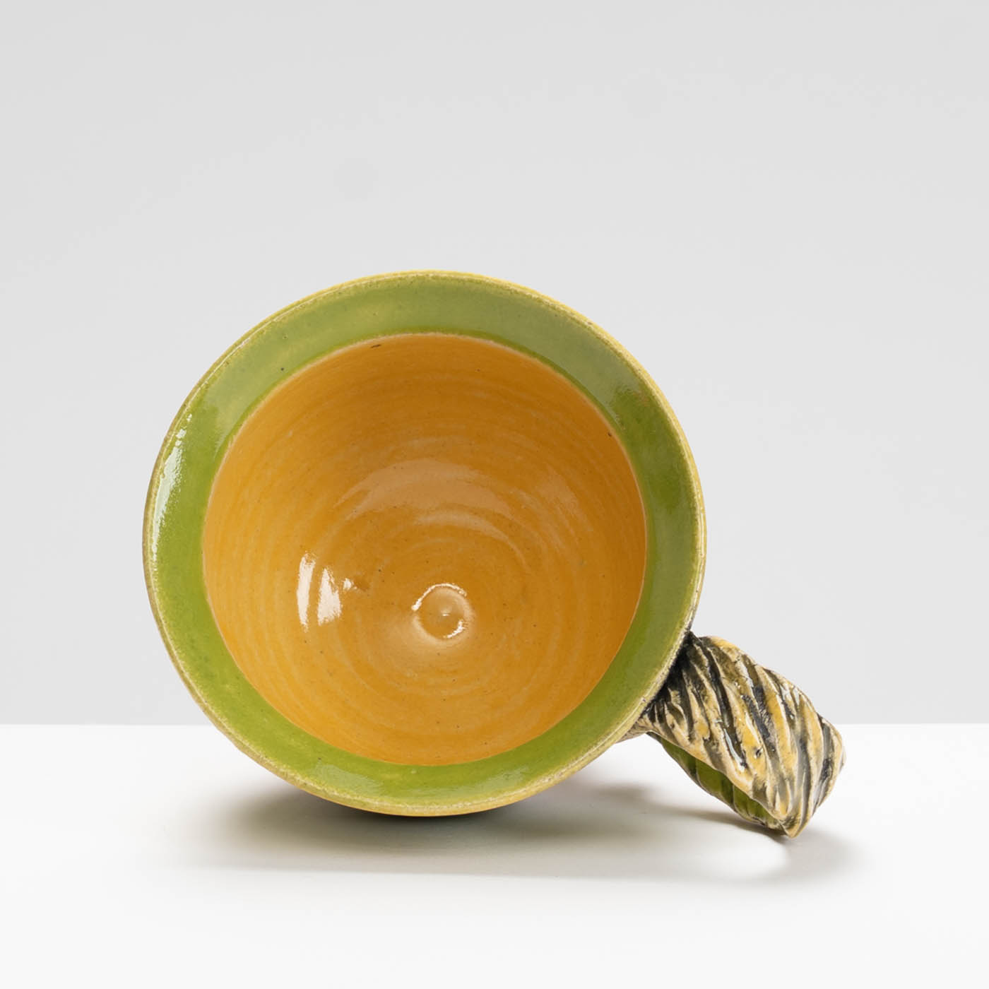 LMS469Y86 Chunky Lipped Mug