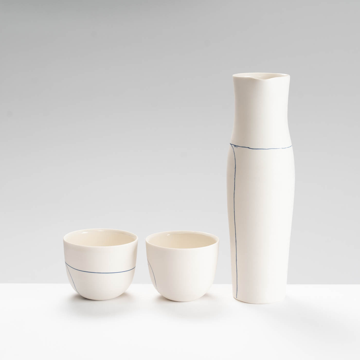 LOD563Y6 Carafe and Beaker Set