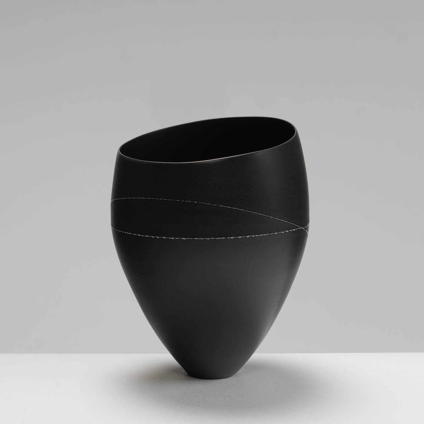 PJ572Y28 Two Tone Elliptical Vessel