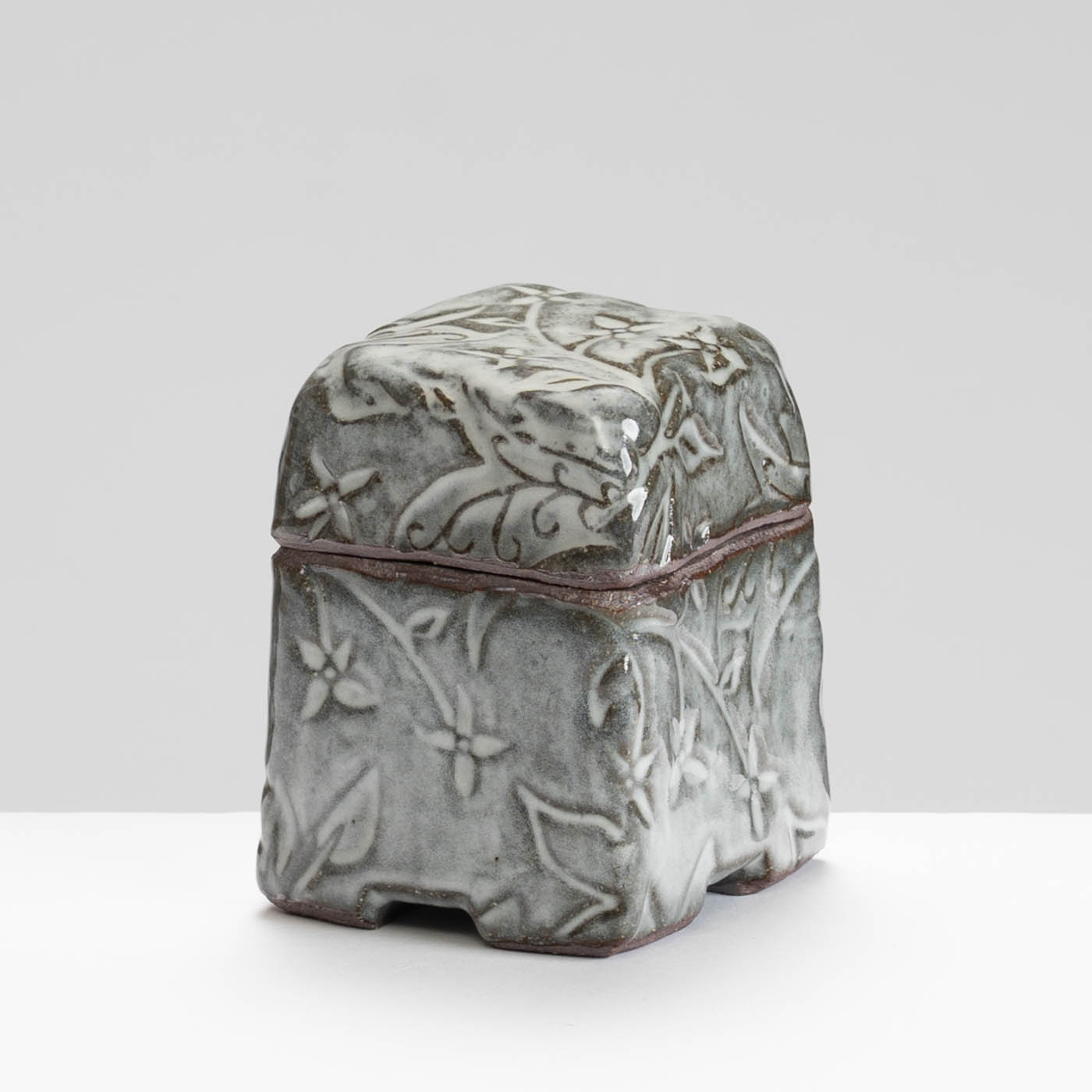 HL416Y101 Lidded Box