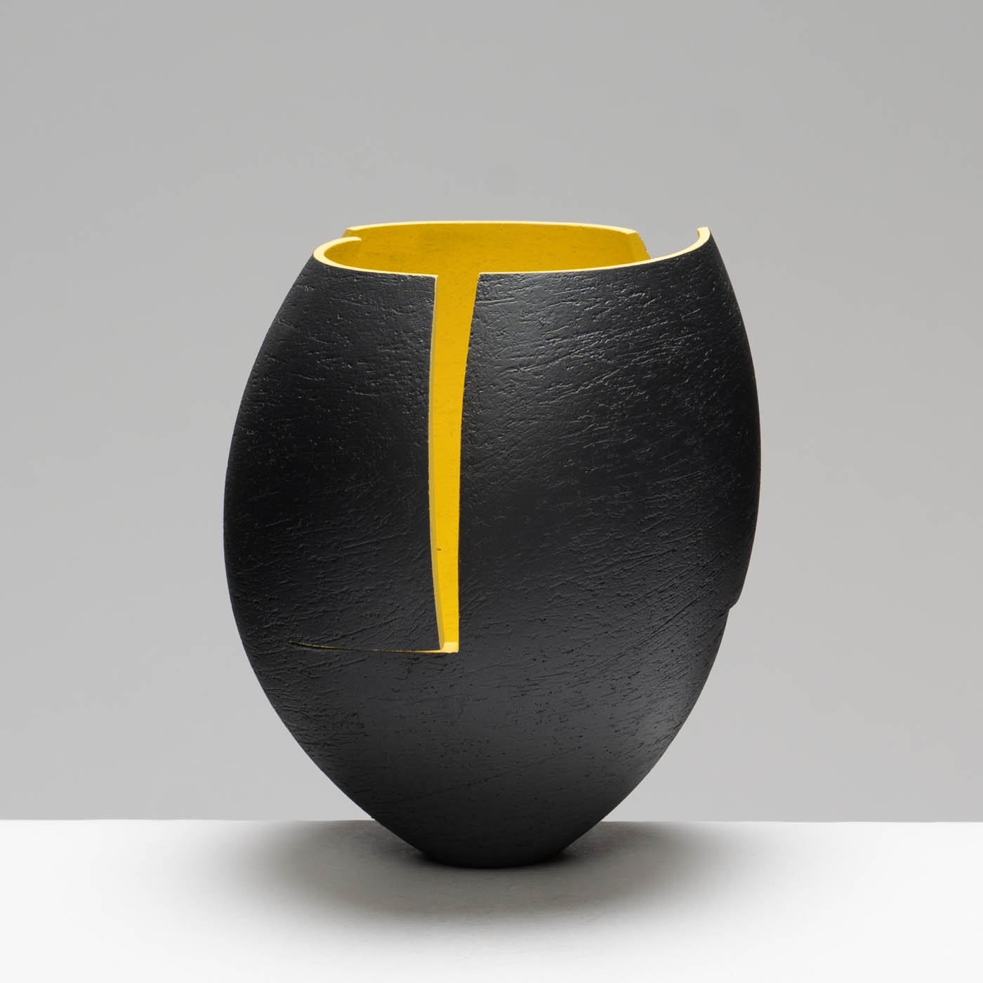 ASH259X80 Black Cut and Altered Vessel