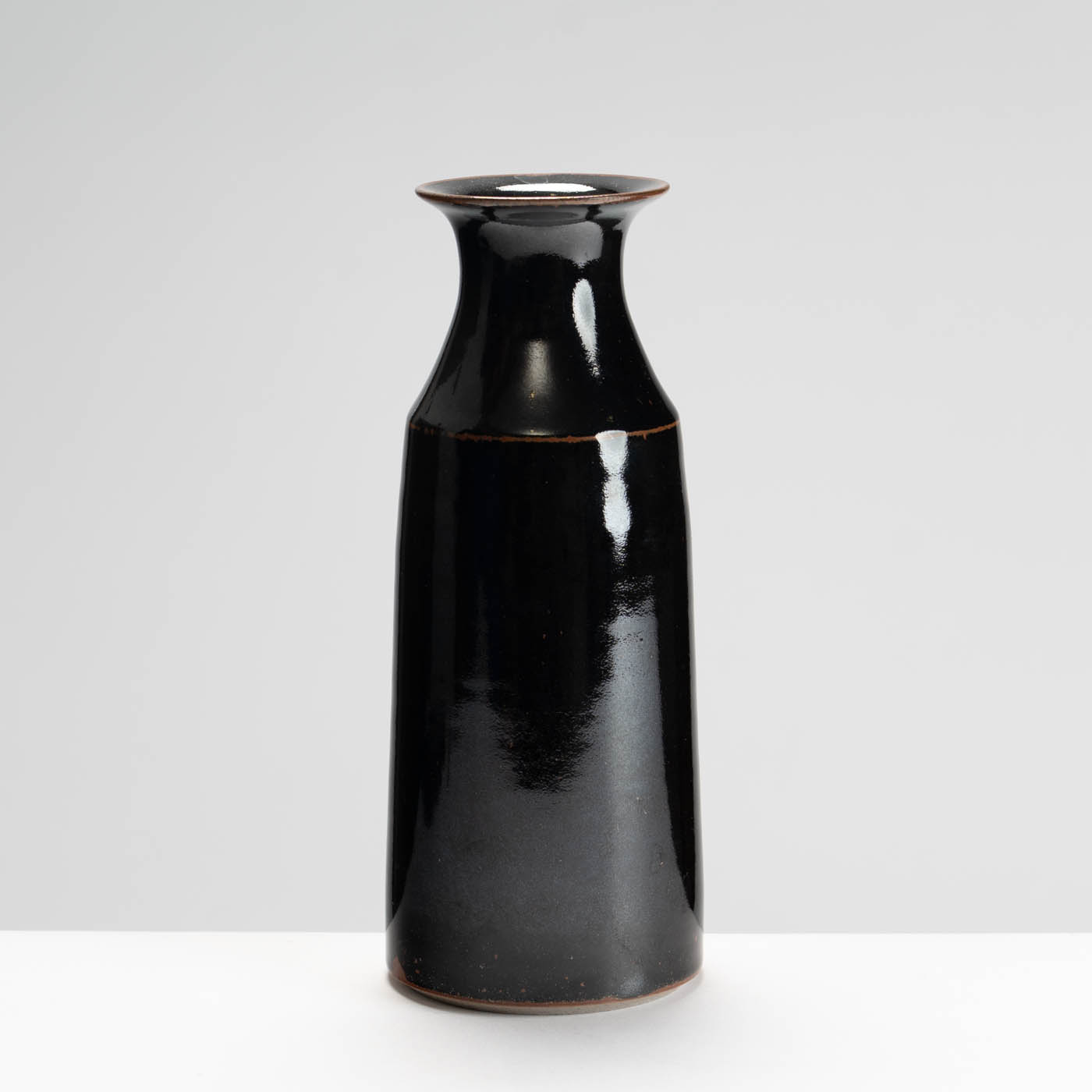 JTW322Y919 Vase Tenmoku