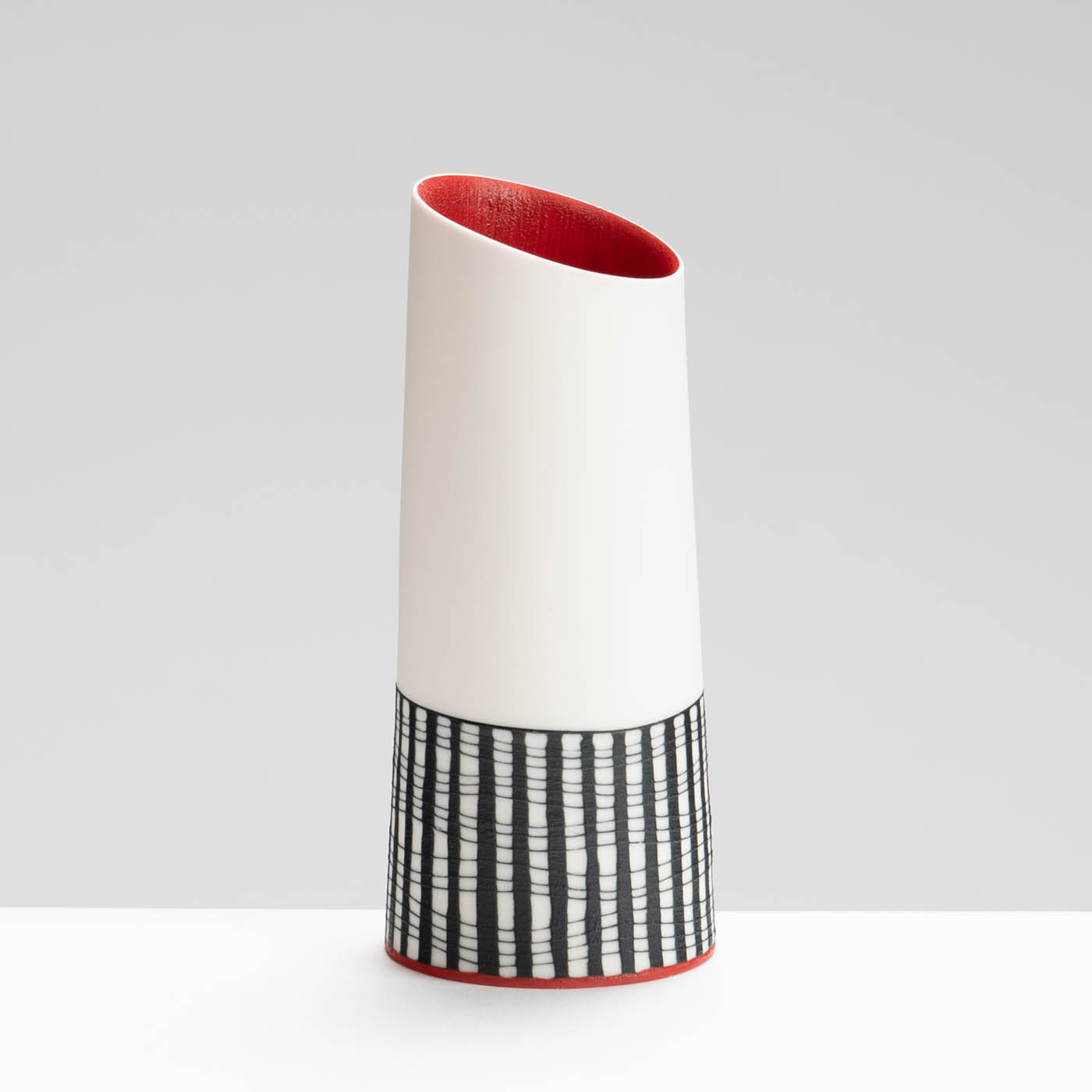 LS345Y730 Small Vase