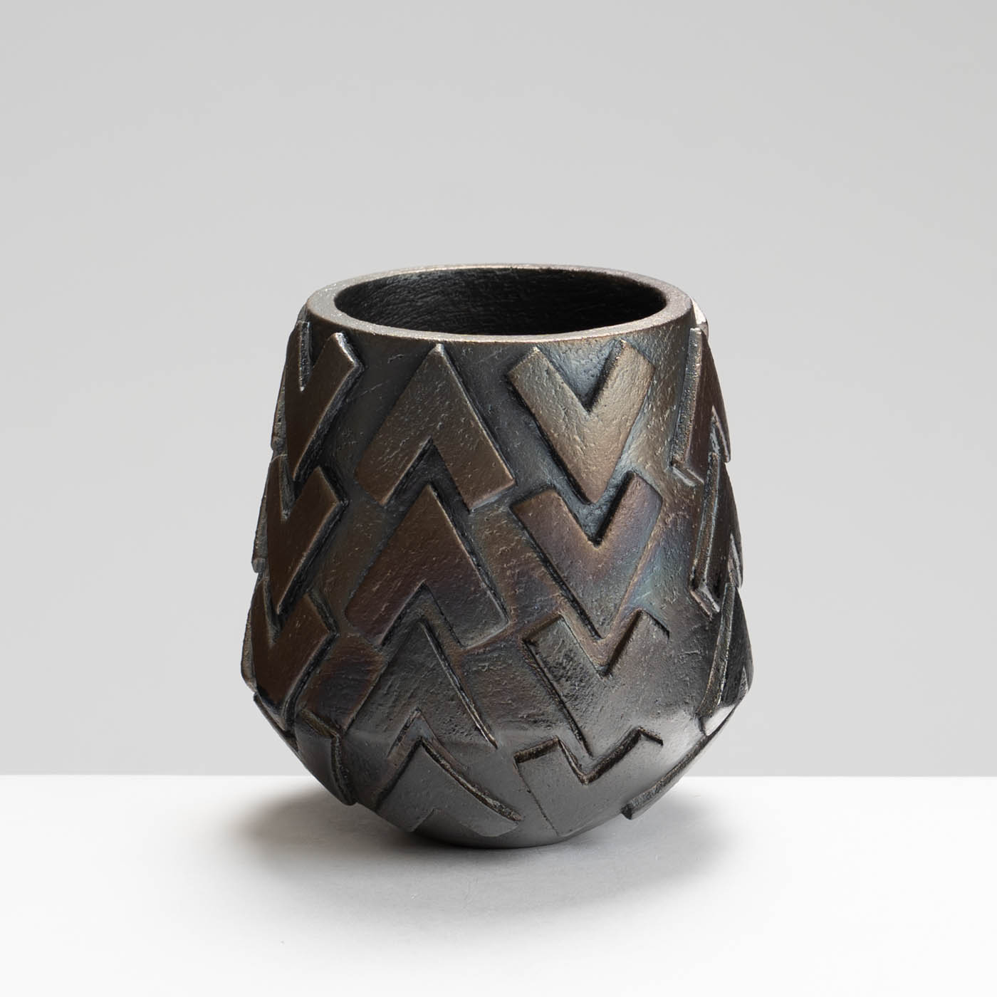 SH489X74 Saggar Pot