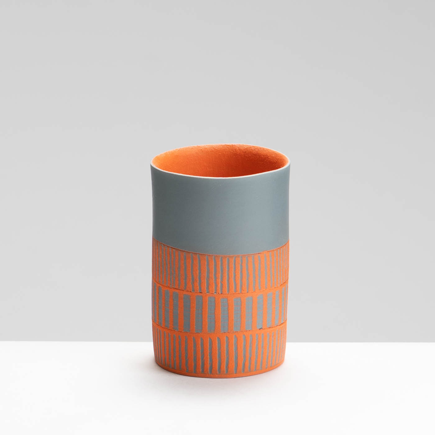 LS345Y769 Small Charcoal Cylinder Vessel