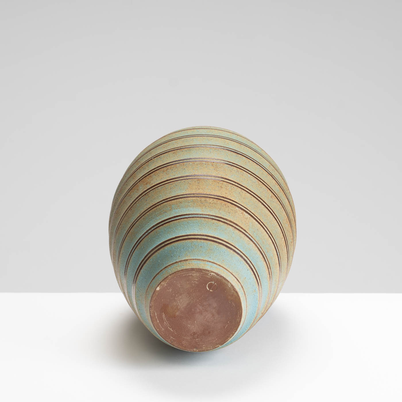 EM183Y957 Lantern Vase