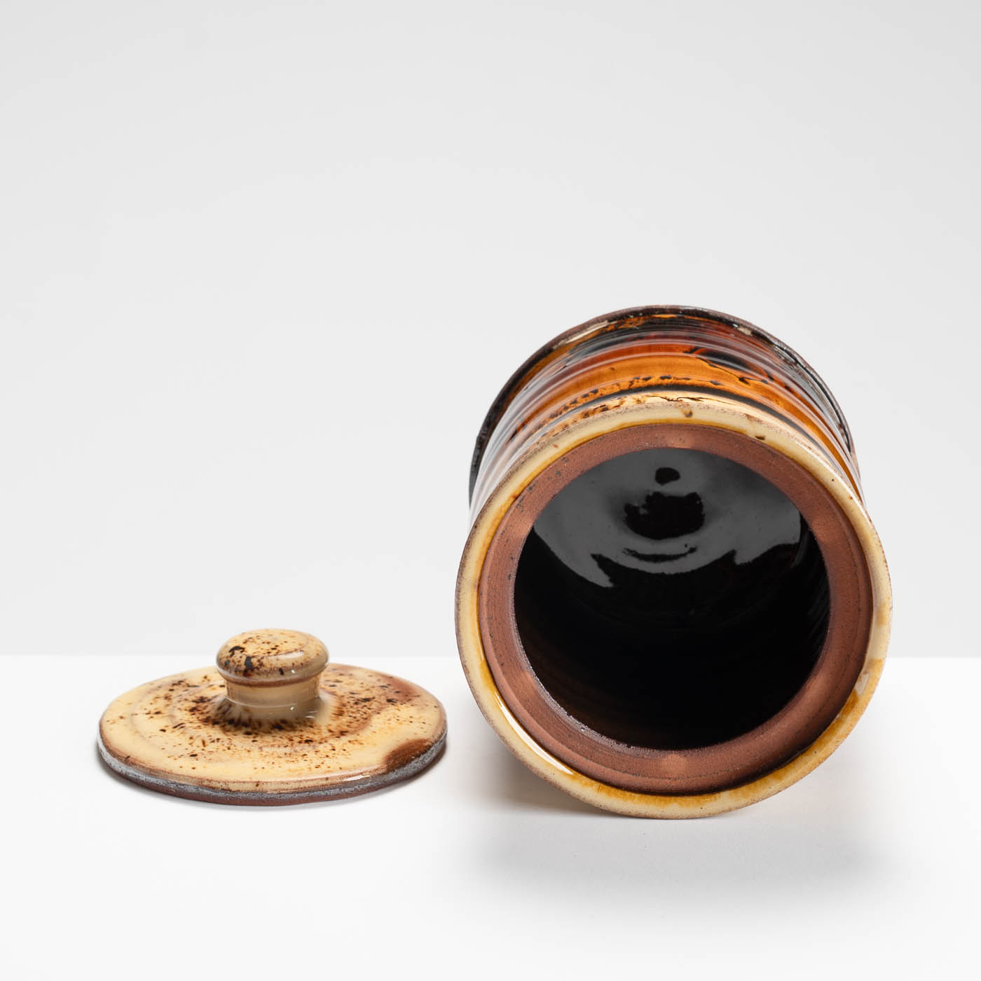 RK561Y058 Canister