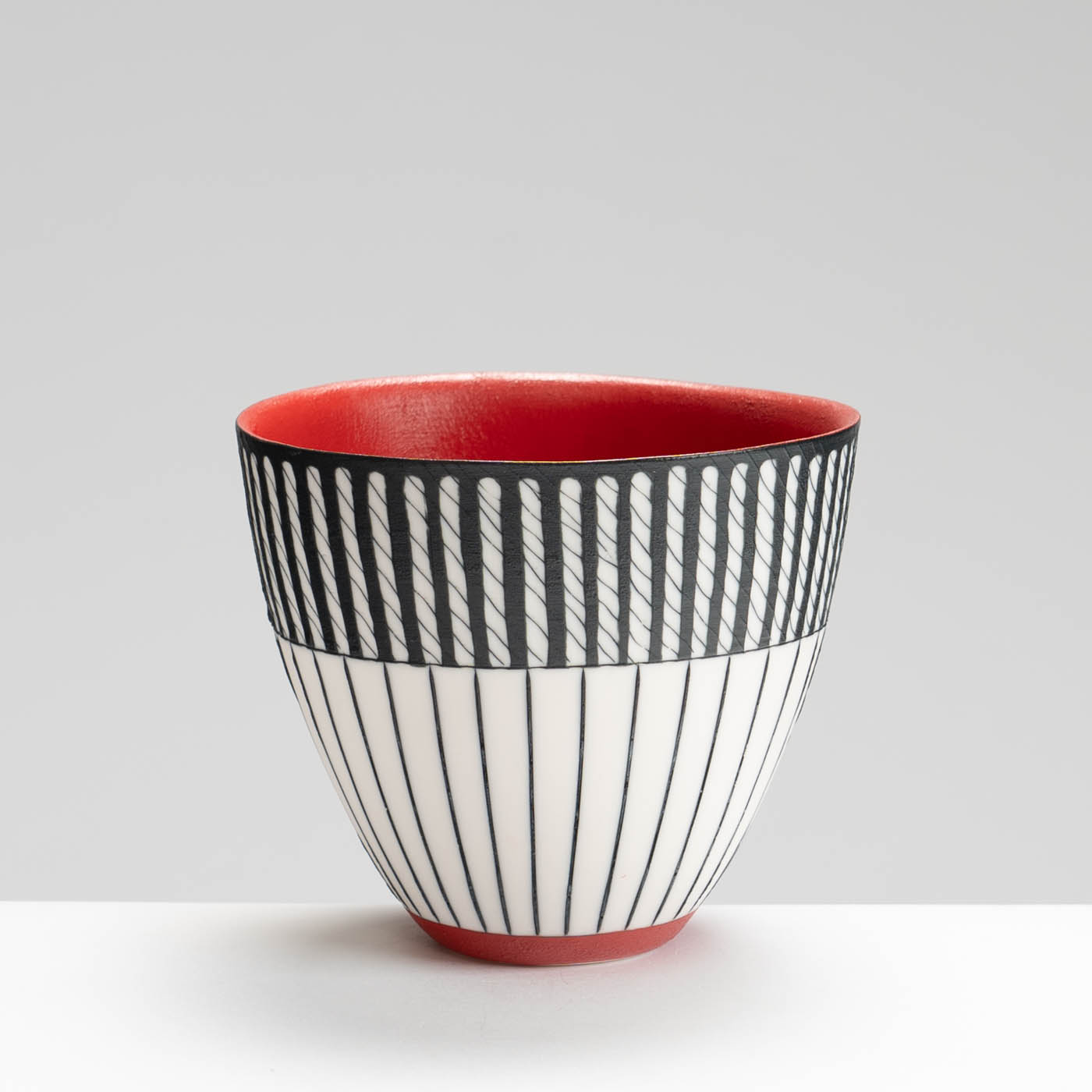 LS345Y760 Small Bowl with Deep Ruby Interior